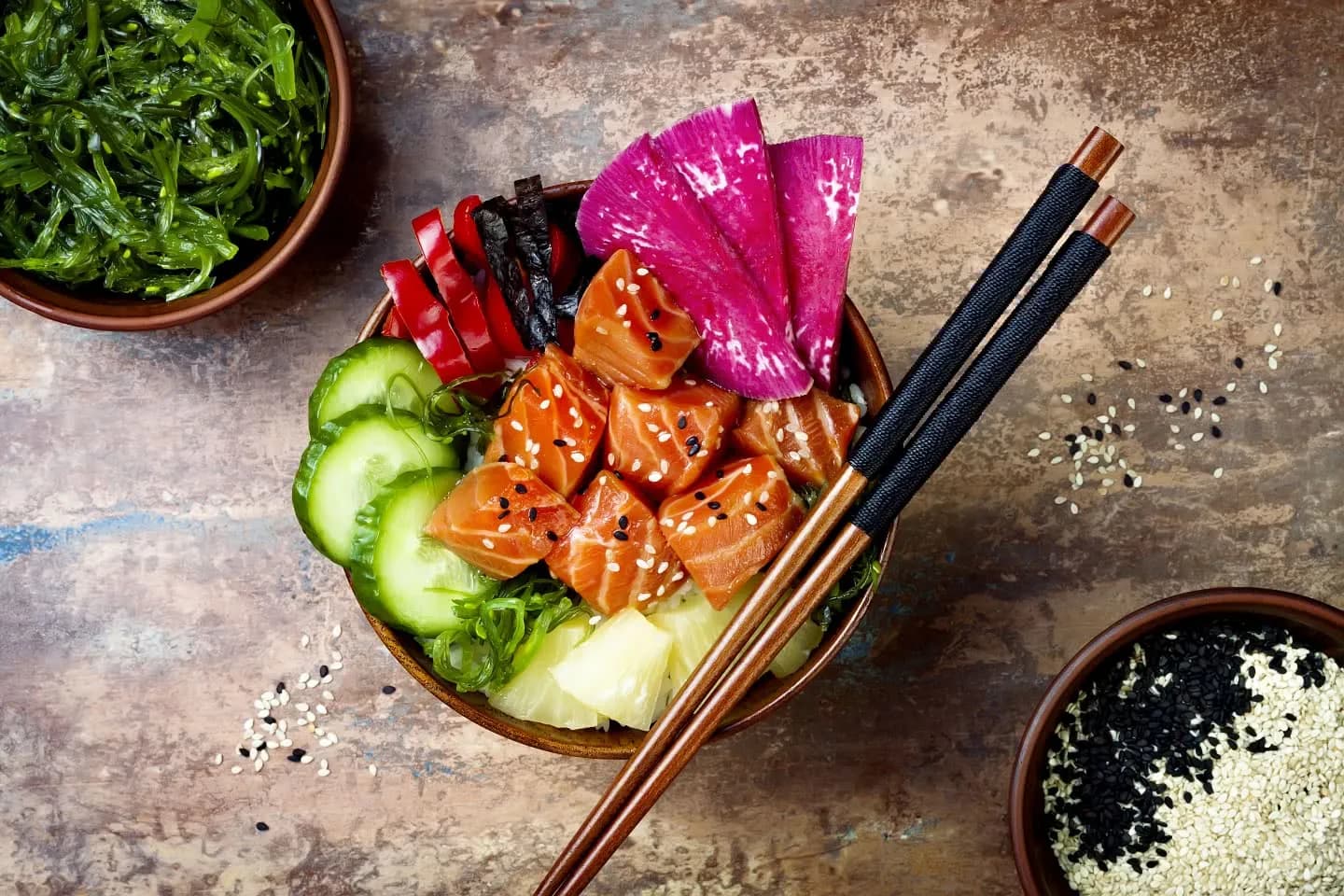 Welkom bij Rowenas Rijsttafel en Sushi Doesburg